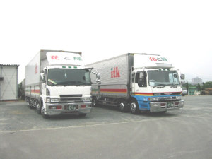 �Ԏs��։Ԃ����^�ԃg���b�N